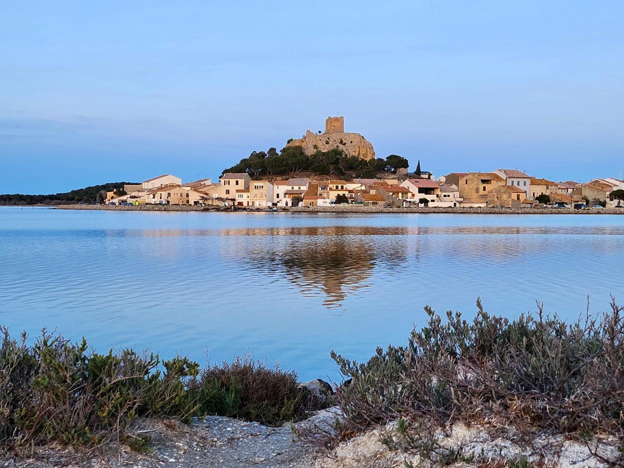 - L'Horizon Bleu - Cocon Romantique Avec Vue Mer Panoramique Gruissan Bagian luar foto